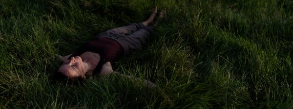 Antje Rach, Breathwork, Transformatives Atmen, Liegen im Gras